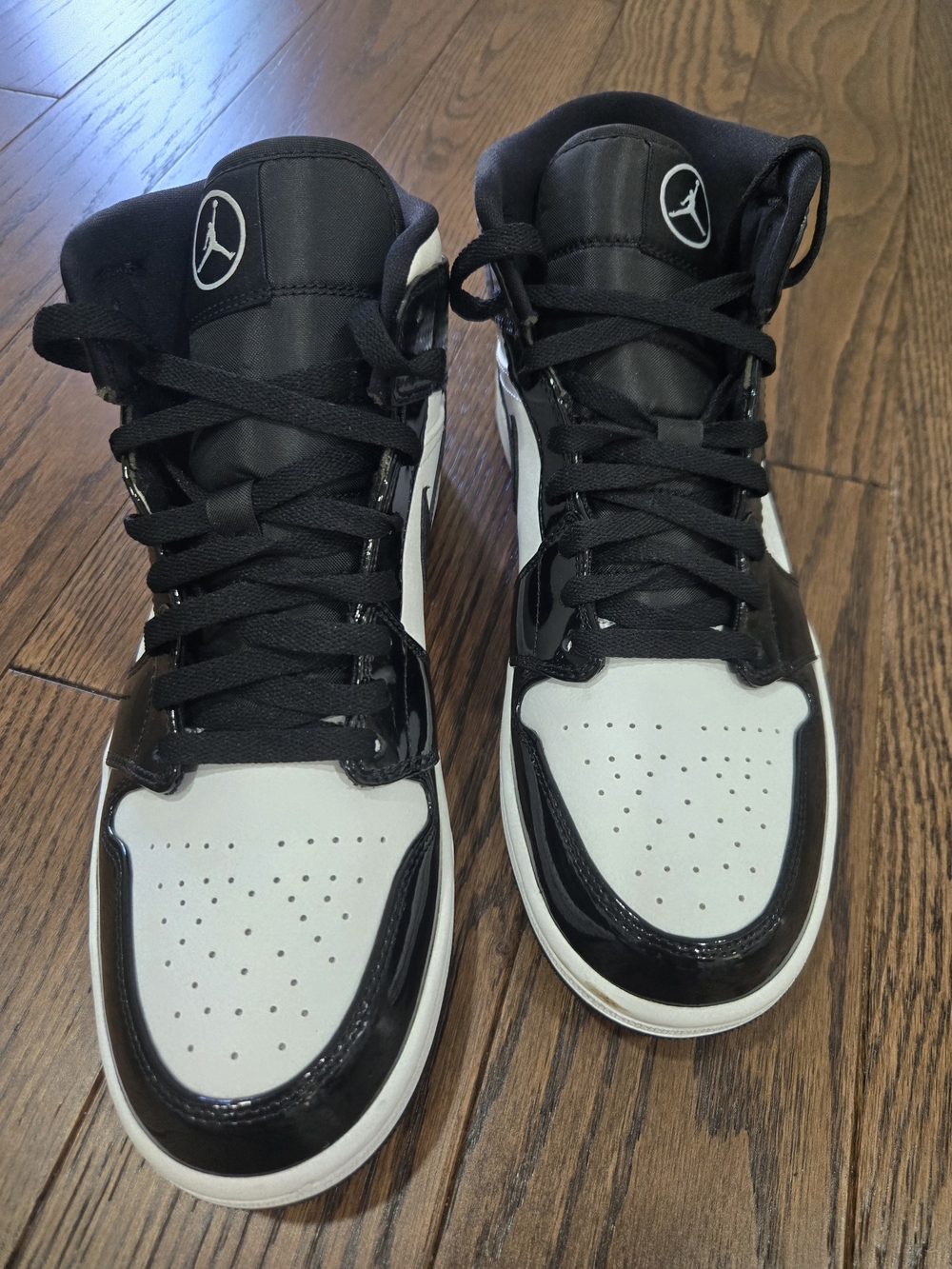 Nike Air Jordan 1 Mid Black/White Men’s Sneakers